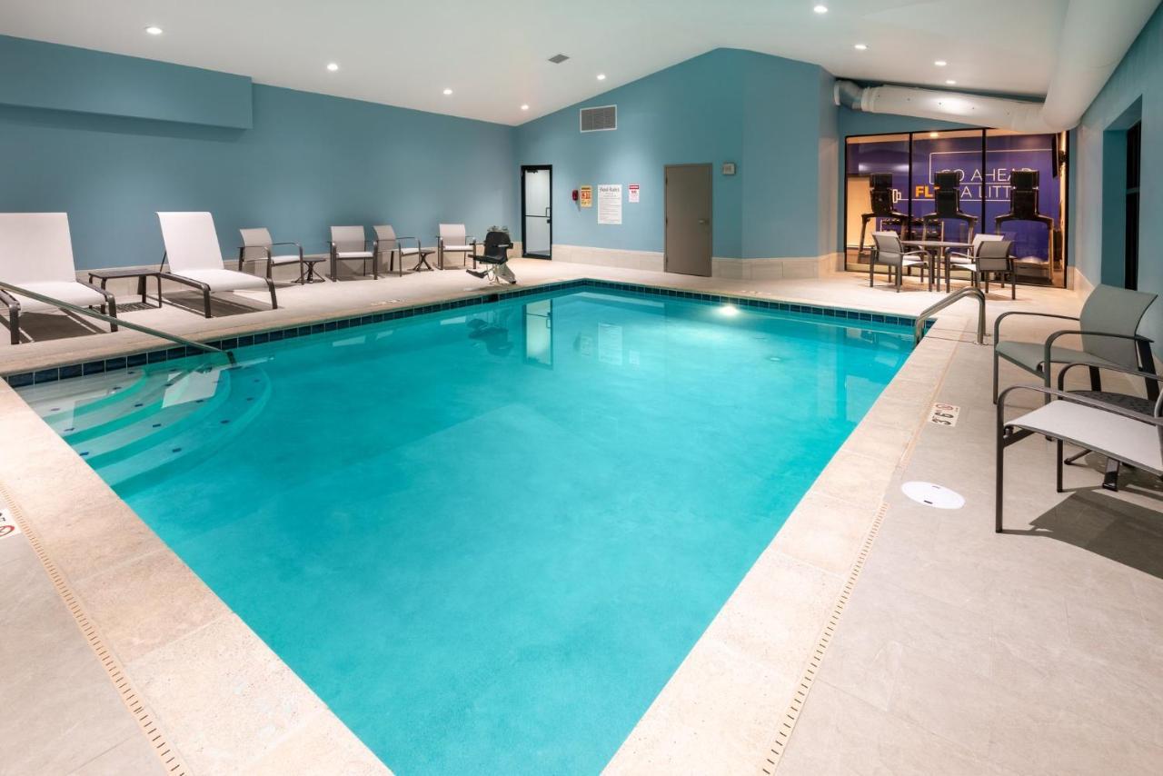Holiday Inn Express & Suites Wadsworth By Ihg Extérieur photo