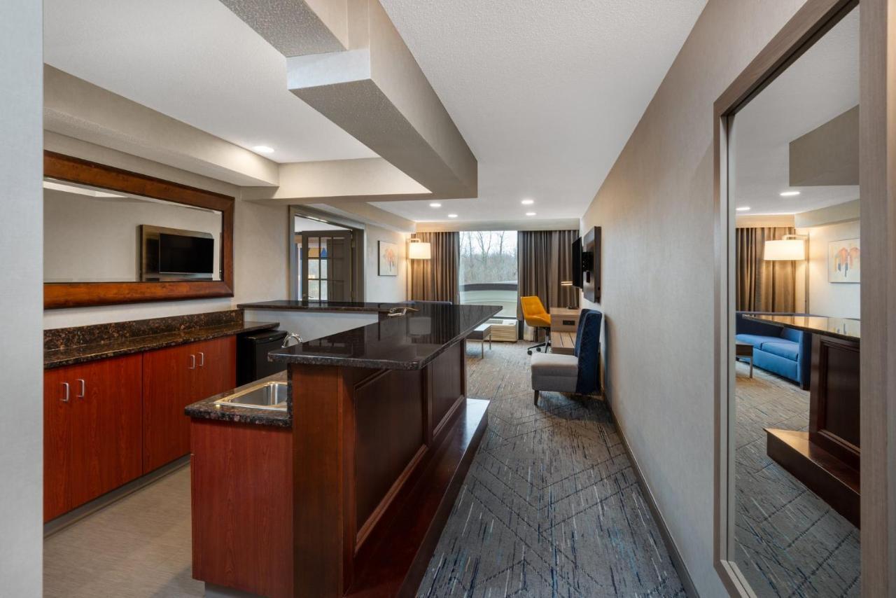 Holiday Inn Express & Suites Wadsworth By Ihg Extérieur photo