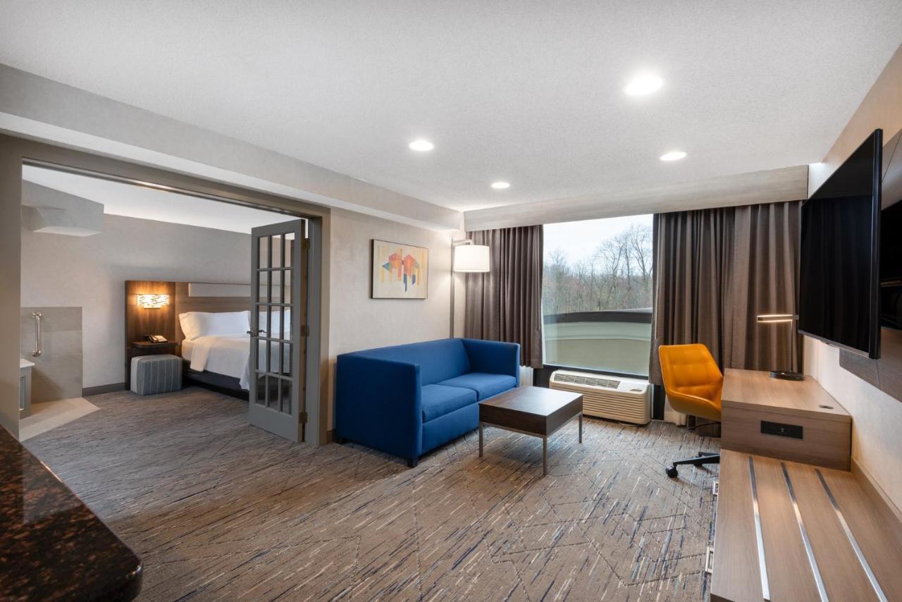 Holiday Inn Express & Suites Wadsworth By Ihg Extérieur photo