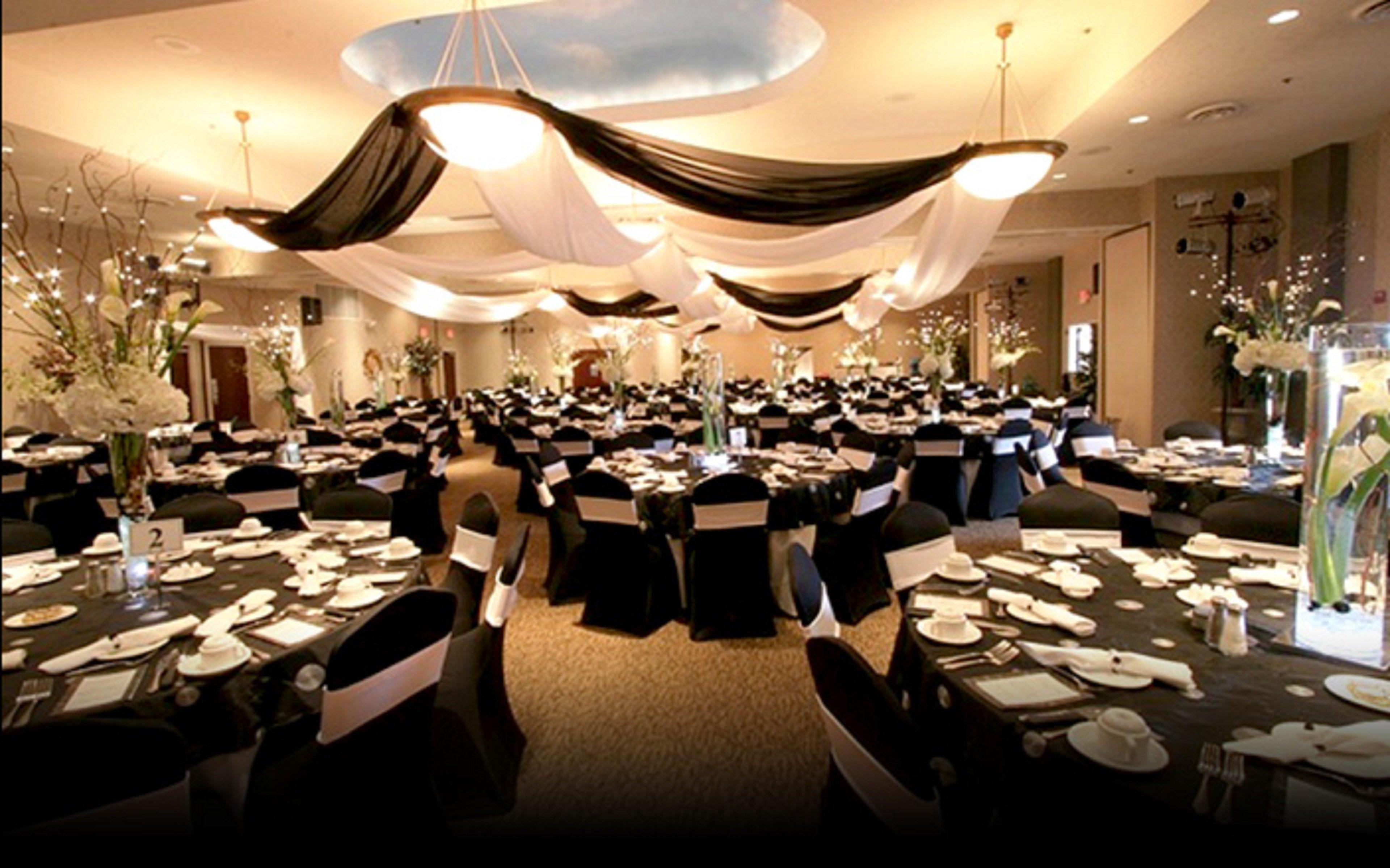 Holiday Inn Express & Suites Wadsworth By Ihg Extérieur photo