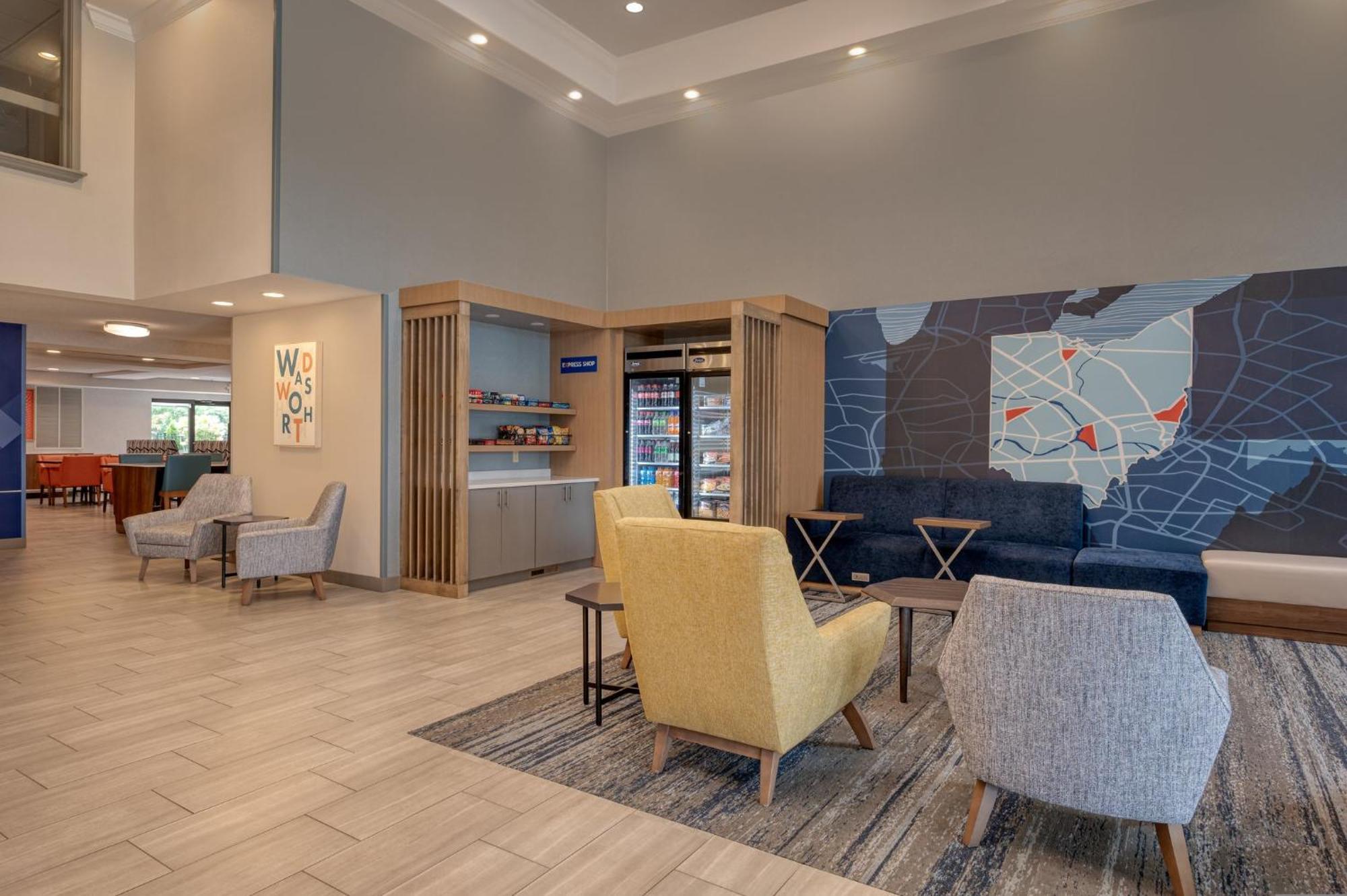 Holiday Inn Express & Suites Wadsworth By Ihg Extérieur photo